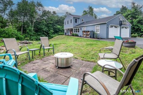 8 White Pine Drive Brookfield CT 06804