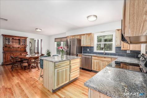 8 White Pine Drive Brookfield CT 06804