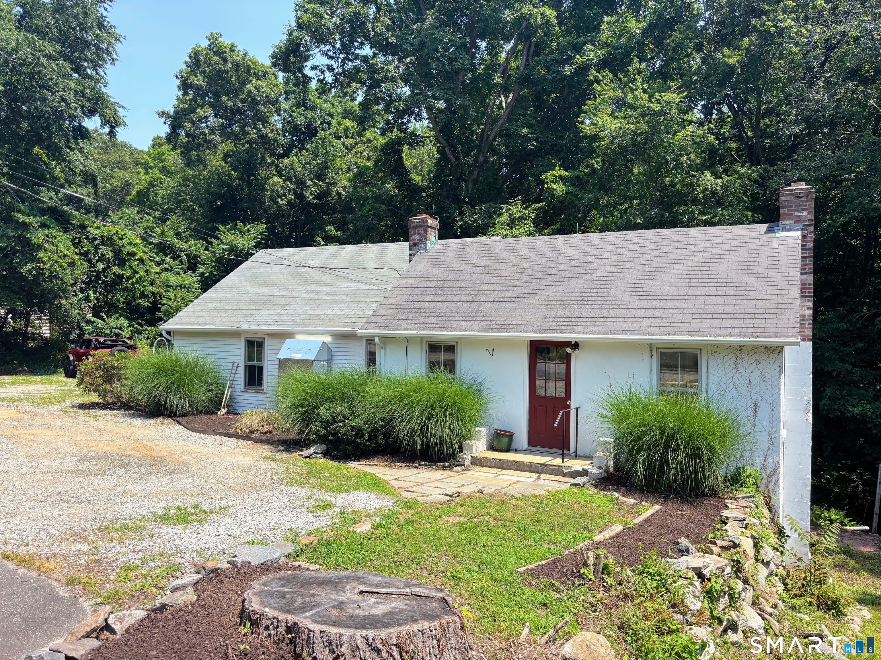 13 Lynn Road Essex CT 06442