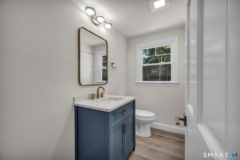 22 Trumbull Road Waterford CT 06385