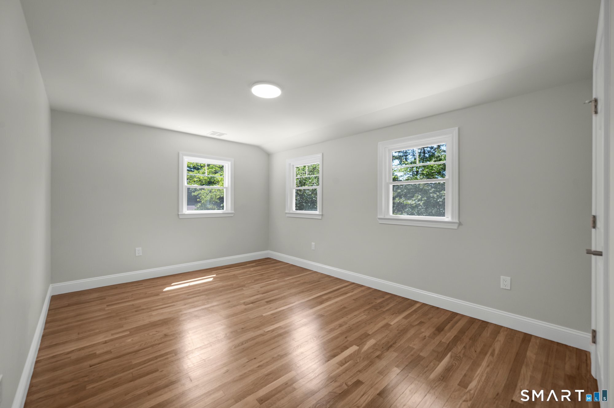 22 Trumbull Road Waterford CT 06385
