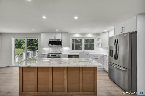 22 Trumbull Road Waterford CT 06385