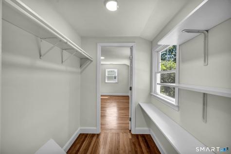 22 Trumbull Road Waterford CT 06385