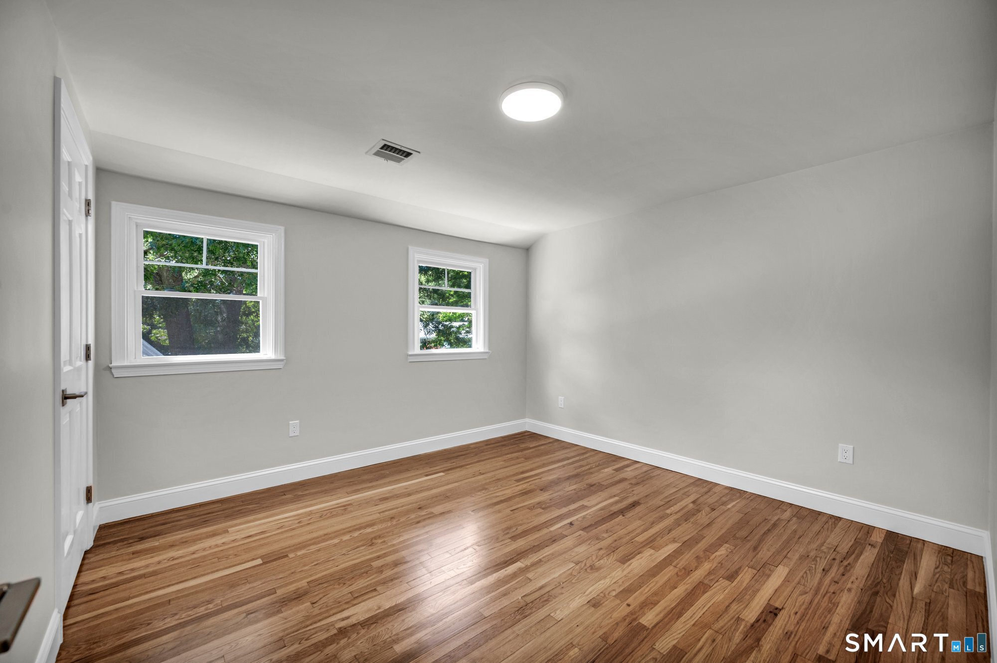 22 Trumbull Road Waterford CT 06385