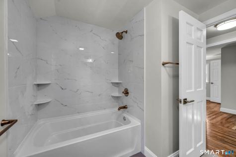 22 Trumbull Road Waterford CT 06385