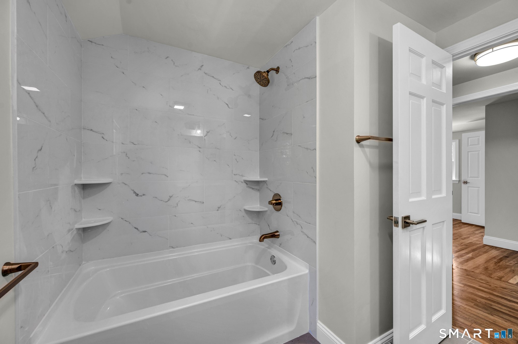 22 Trumbull Road Waterford CT 06385