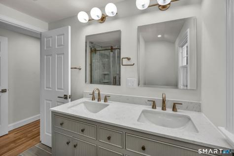 22 Trumbull Road Waterford CT 06385