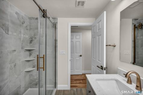 22 Trumbull Road Waterford CT 06385