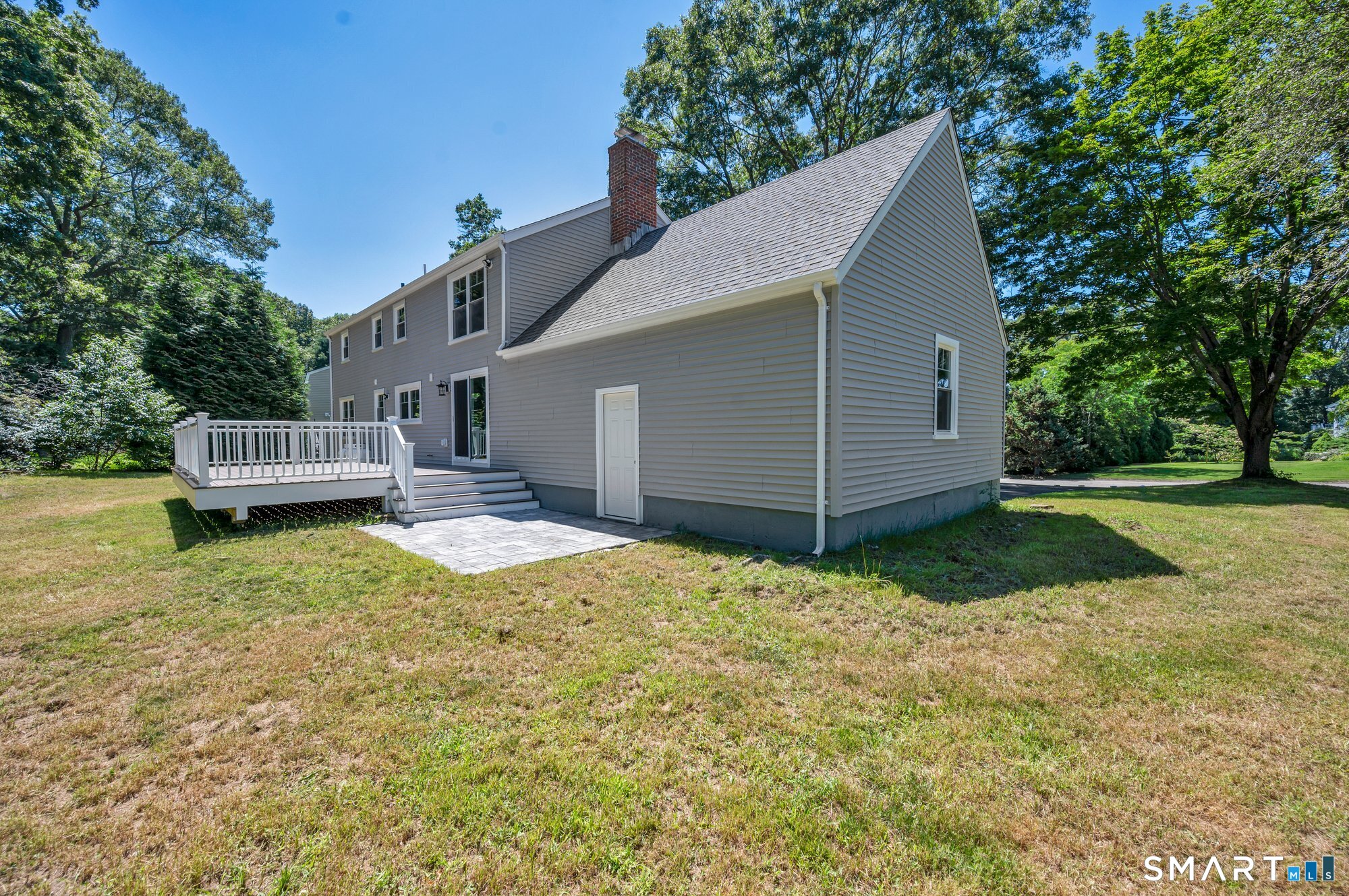 22 Trumbull Road Waterford CT 06385