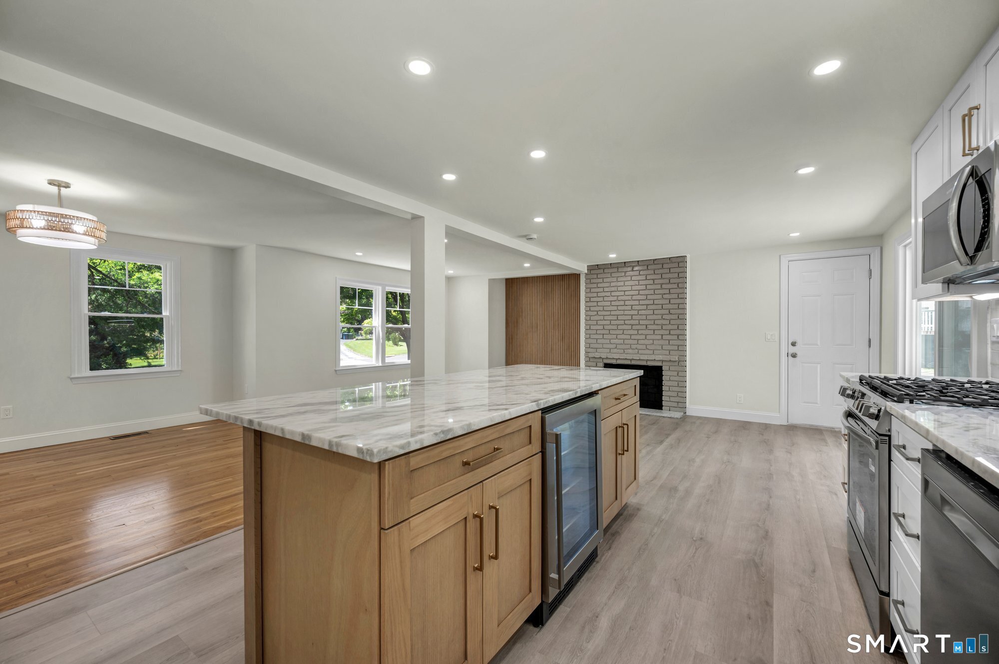 22 Trumbull Road Waterford CT 06385
