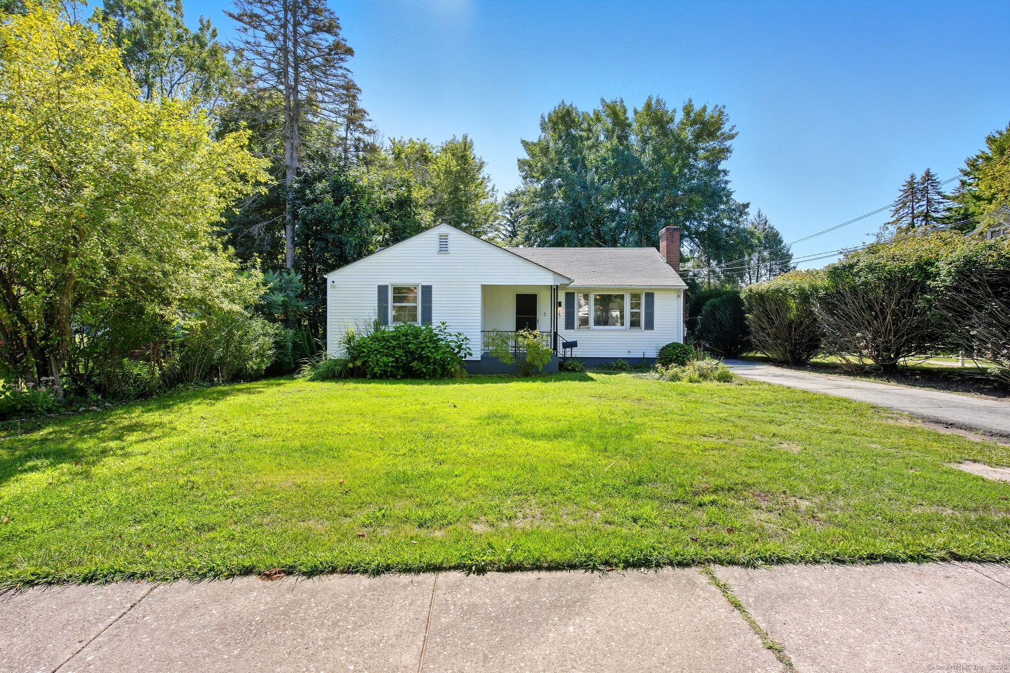 147 Hills Street East Hartford CT 06118