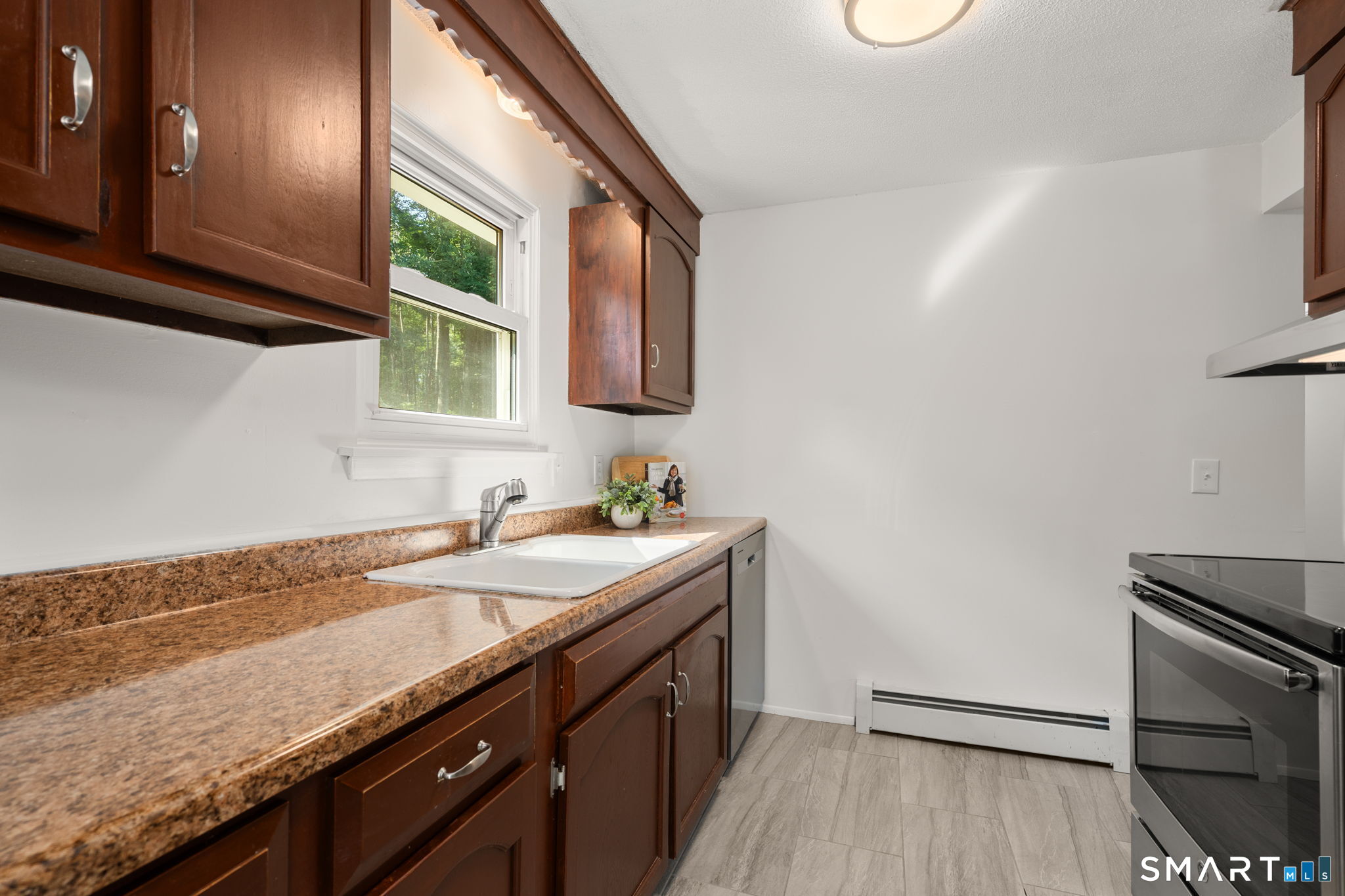 143 Southridge Drive Windham CT 06226