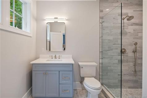 25 Hillcrest Road New Canaan CT 06840
