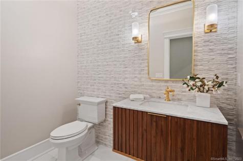 25 Hillcrest Road New Canaan CT 06840