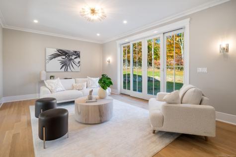 25 Hillcrest Road New Canaan CT 06840