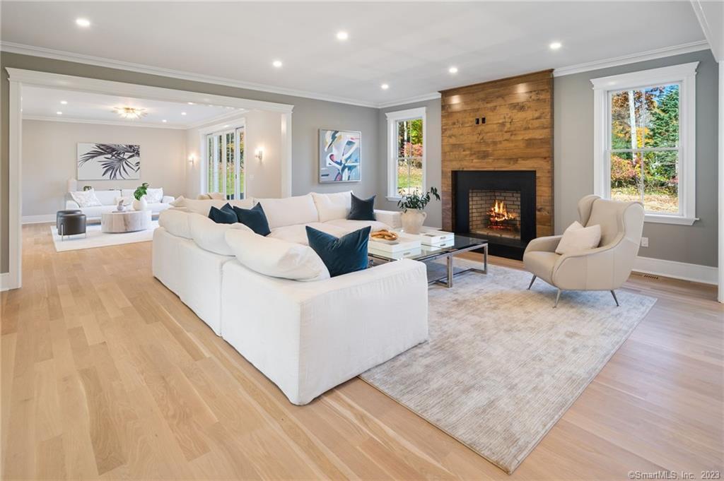 25 Hillcrest Road New Canaan CT 06840