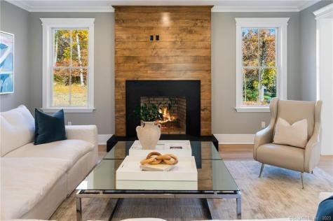 25 Hillcrest Road New Canaan CT 06840
