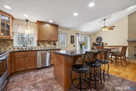 148 Highwoods Drive Guilford CT 06437