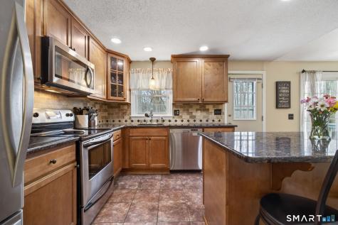 148 Highwoods Drive Guilford CT 06437