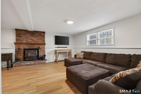 148 Highwoods Drive Guilford CT 06437
