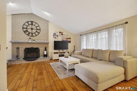 148 Highwoods Drive Guilford CT 06437