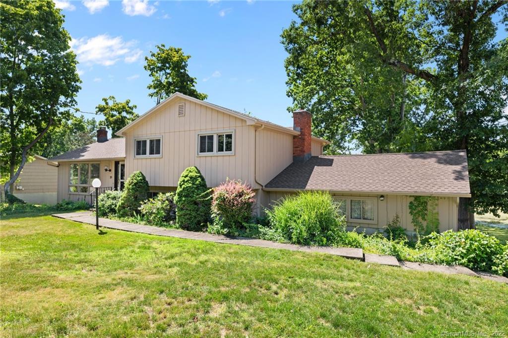20 Thomas Court East Haven CT 06513