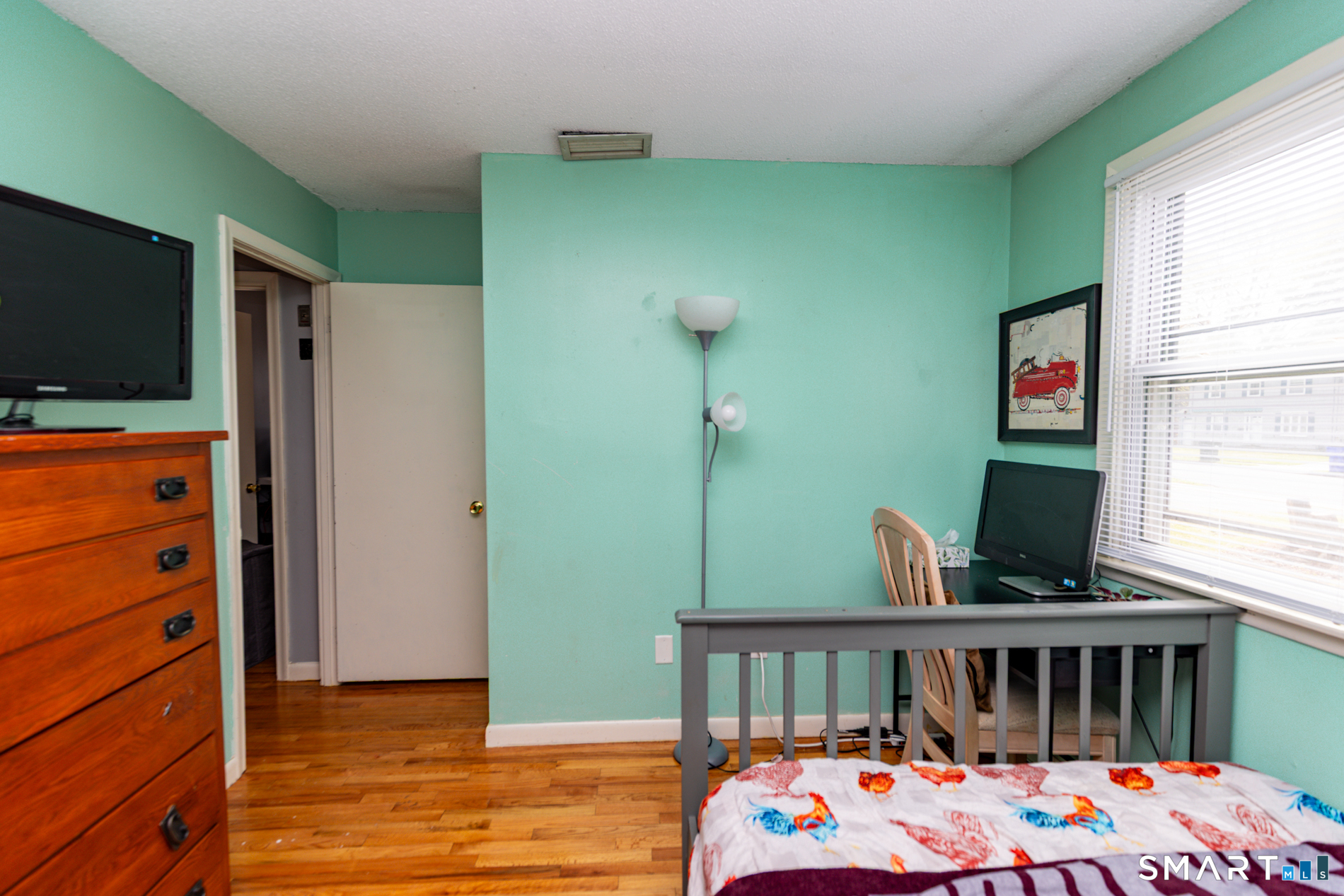 41 Saxon Road Wethersfield CT 06109