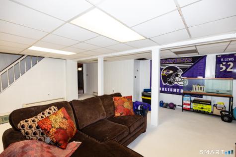 41 Saxon Road Wethersfield CT 06109
