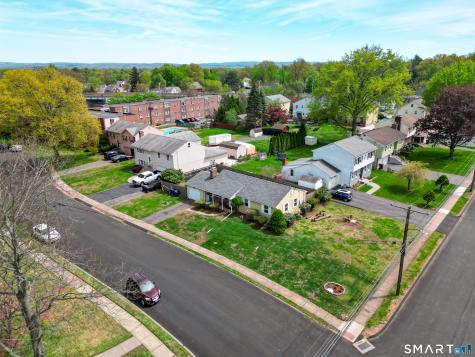 41 Saxon Road Wethersfield CT 06109