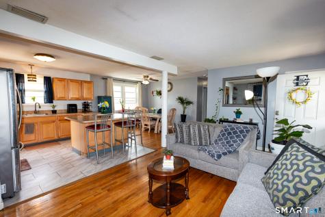 41 Saxon Road Wethersfield CT 06109