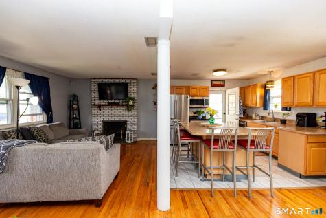 41 Saxon Road Wethersfield CT 06109