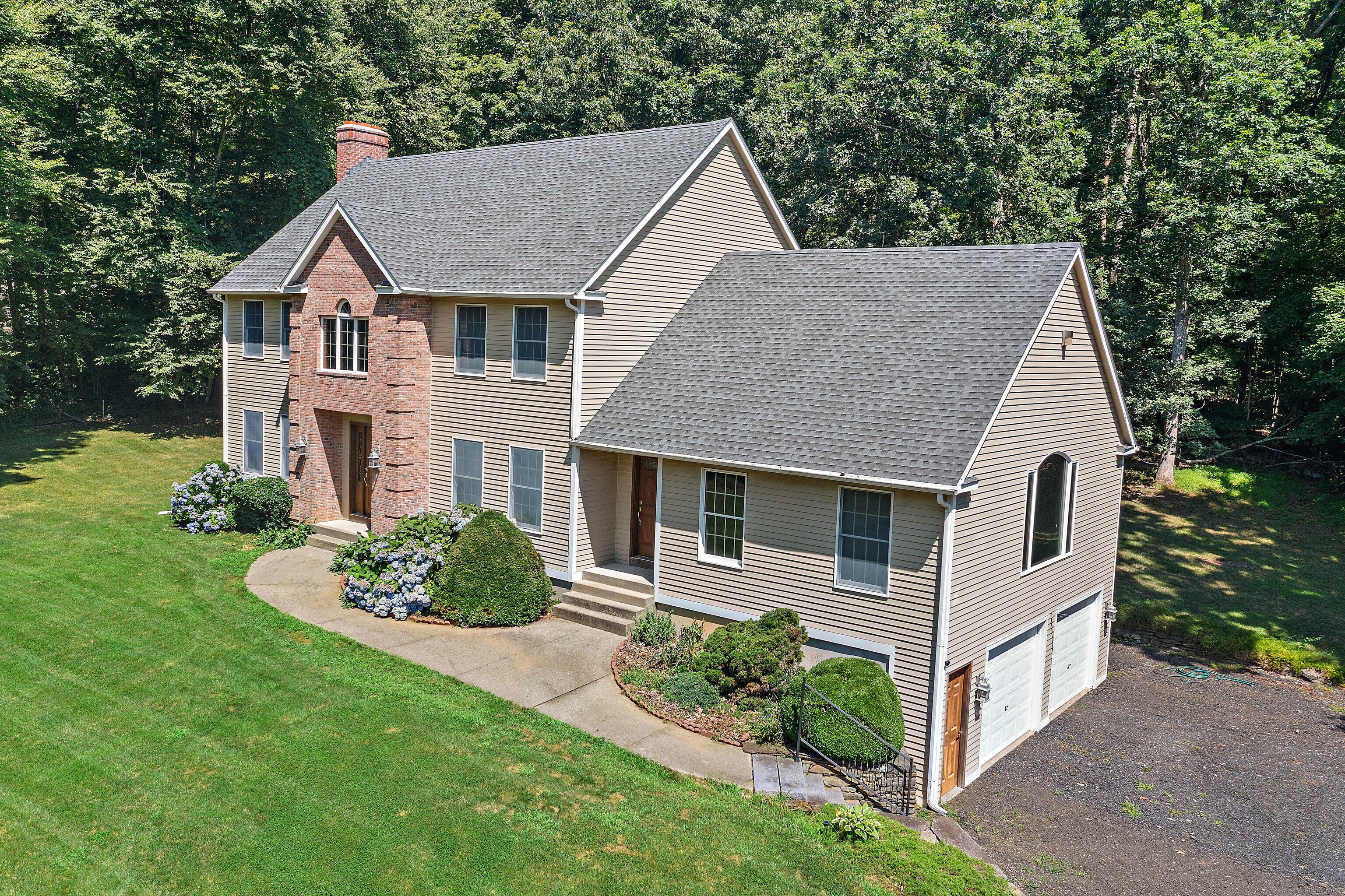 52 Almada Drive Brooklyn CT 06234