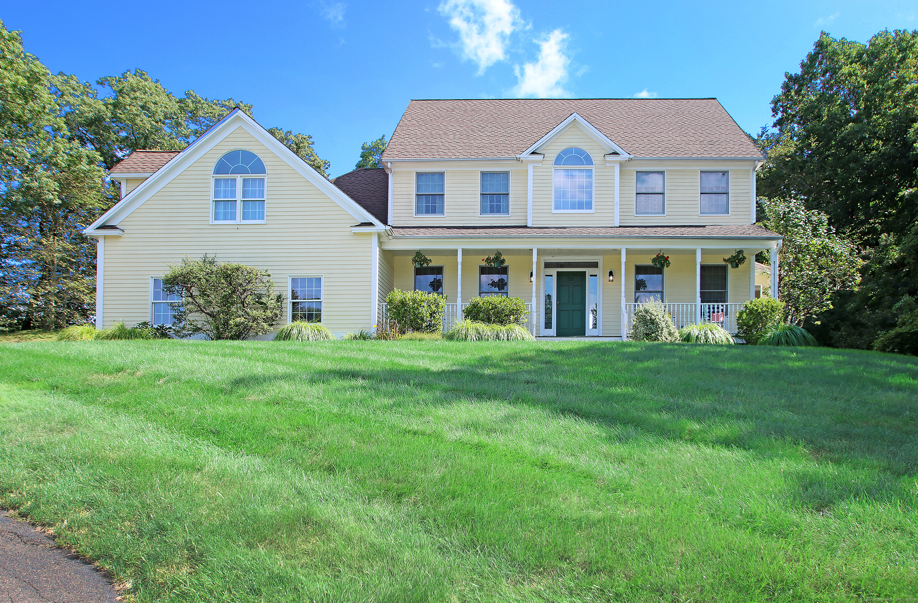 22 Winding Brook Lane Wallingford CT 06492