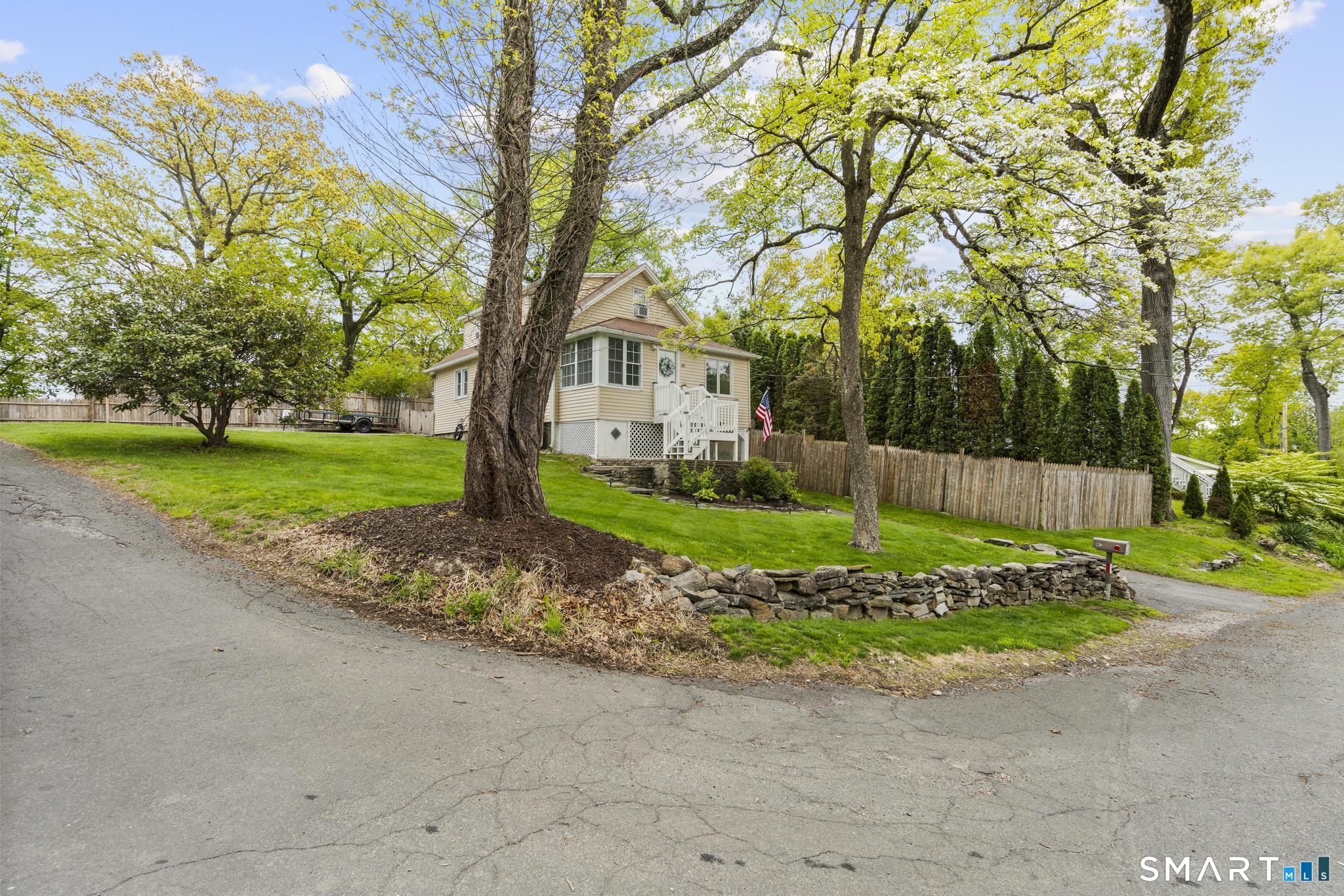 60 Shinnacock Trail Shelton CT 06484