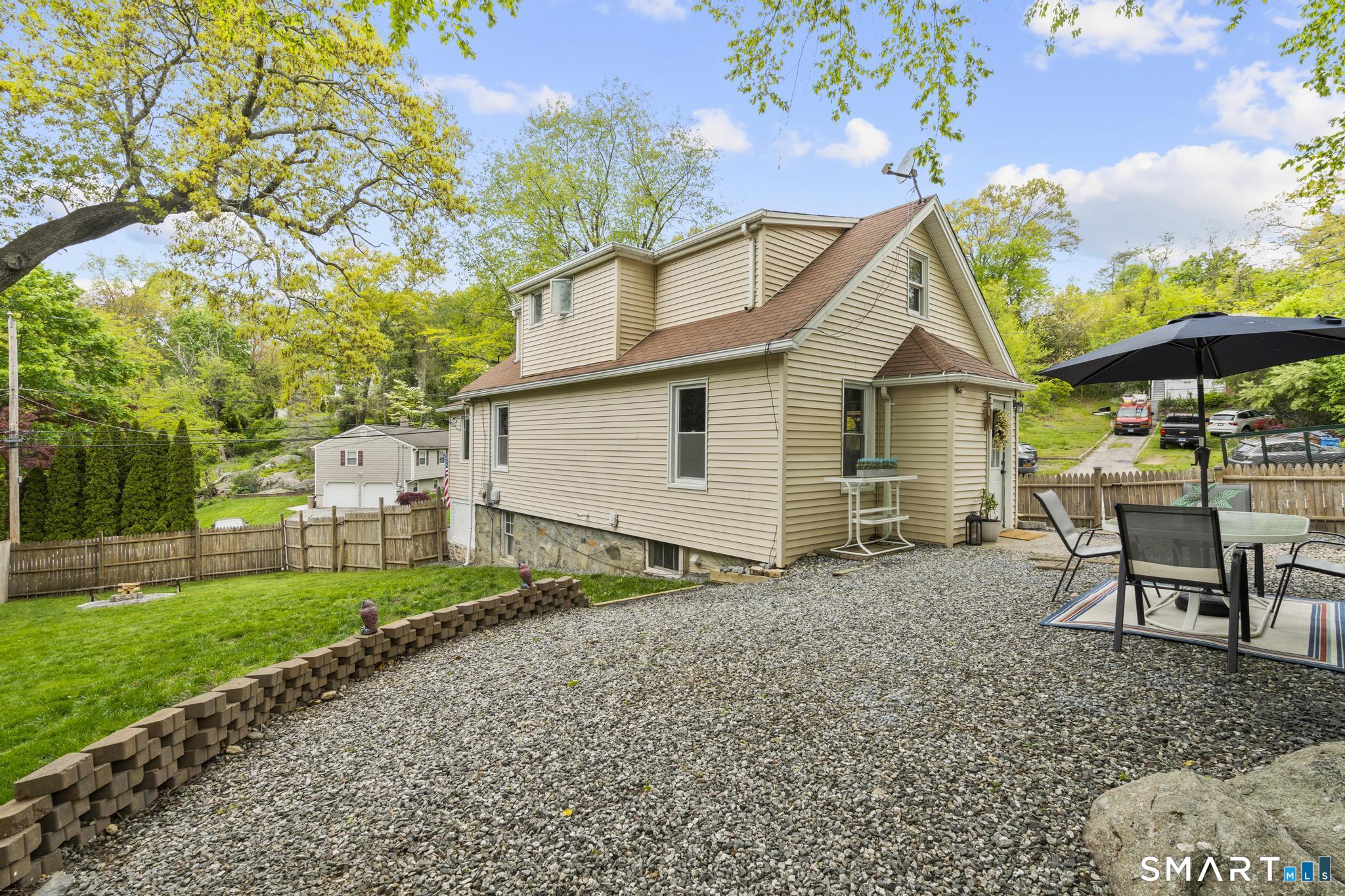 60 Shinnacock Trail Shelton CT 06484
