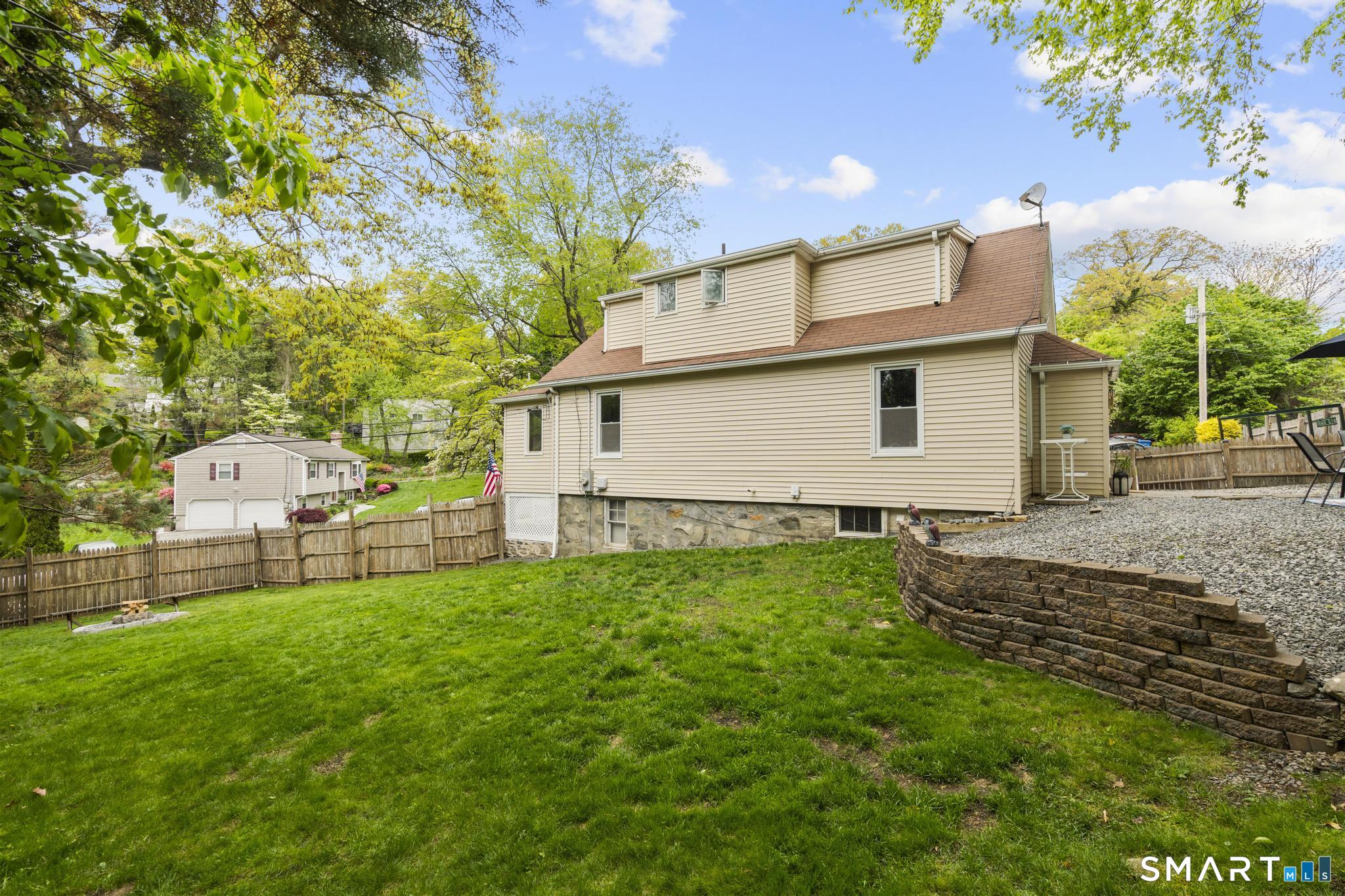 60 Shinnacock Trail Shelton CT 06484