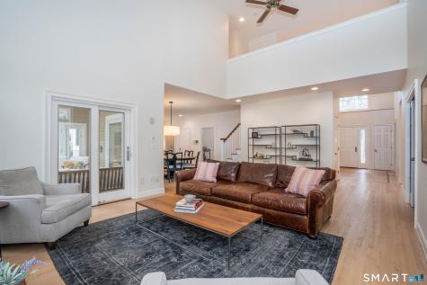 17 Stillwood Chase Simsbury CT 06089