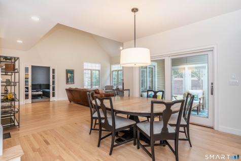 17 Stillwood Chase Simsbury CT 06089