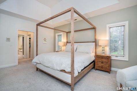 17 Stillwood Chase Simsbury CT 06089