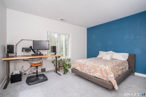 17 Stillwood Chase Simsbury CT 06089