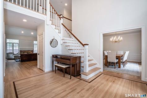 17 Stillwood Chase Simsbury CT 06089