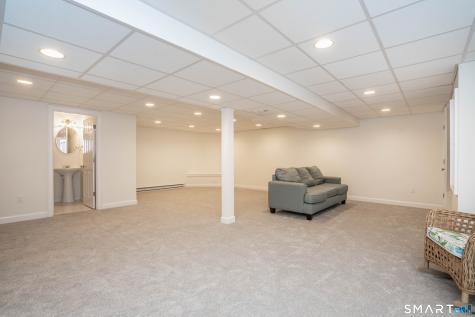 17 Stillwood Chase Simsbury CT 06089