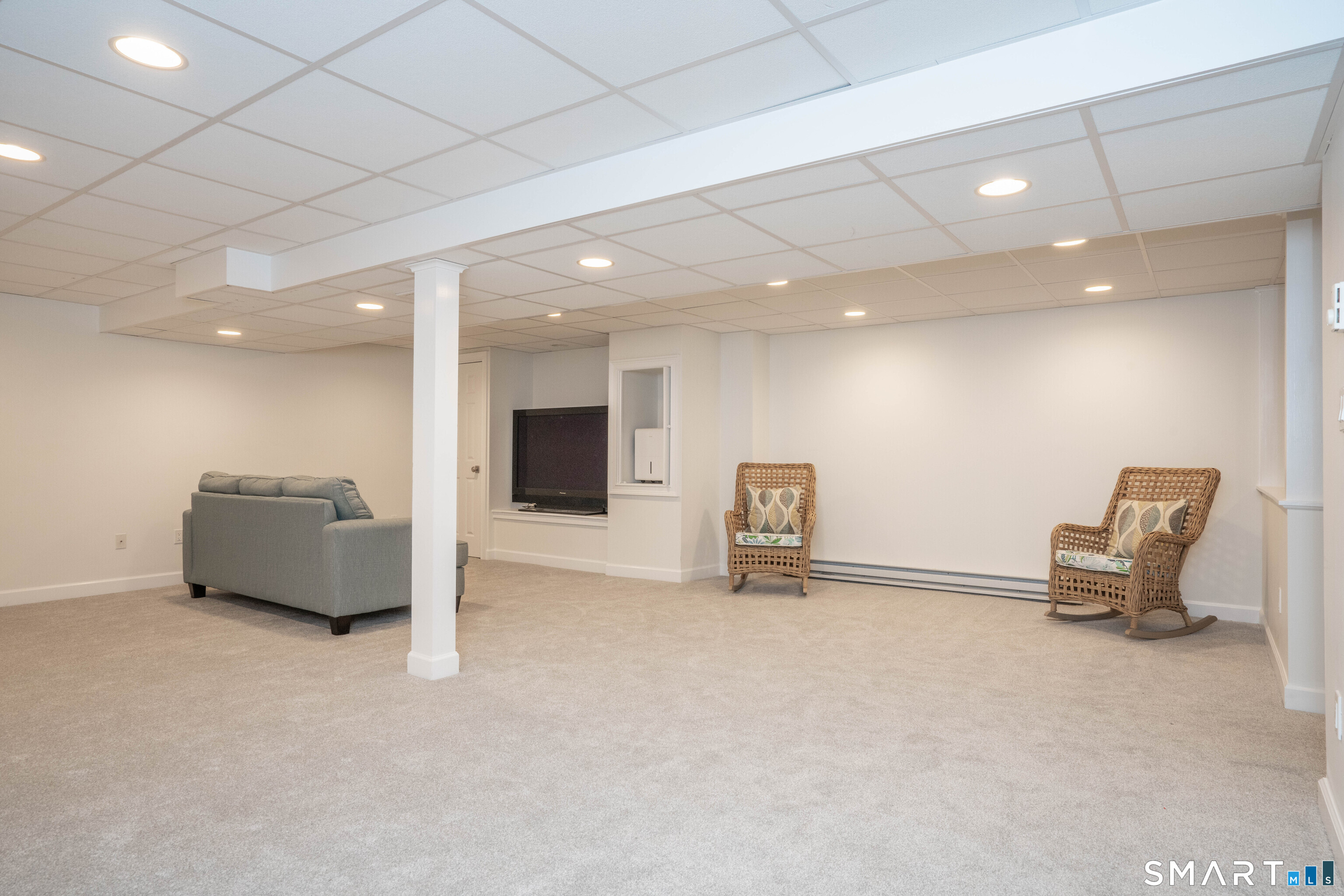 17 Stillwood Chase Simsbury CT 06089