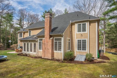 17 Stillwood Chase Simsbury CT 06089