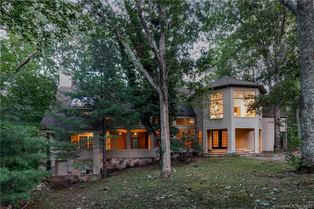 240 Deer Lane Guilford CT 06437