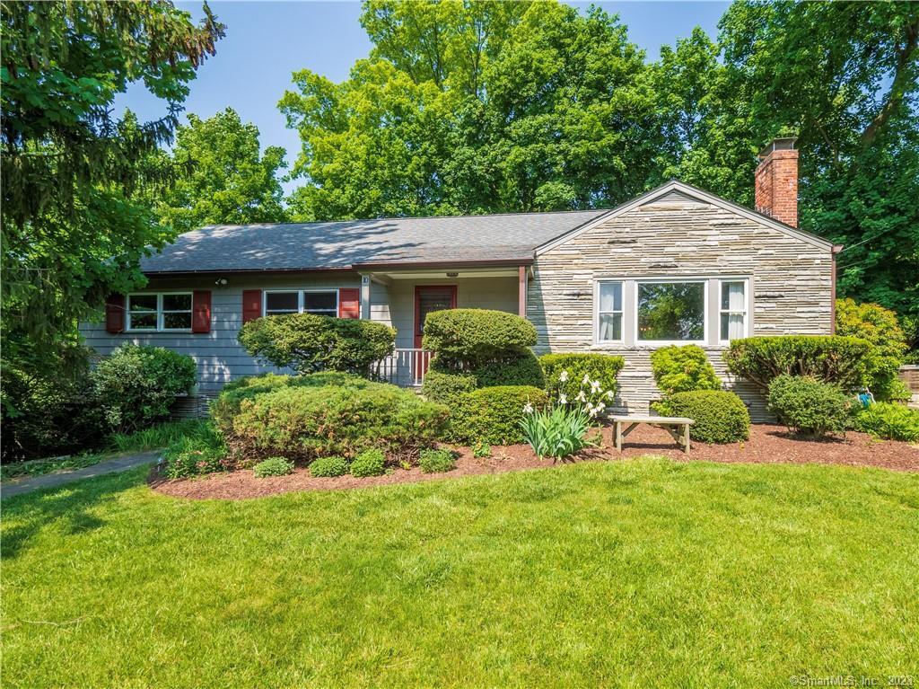 10 Old Well Court Norwalk CT 06855