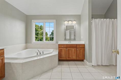1 Jensen Farm Road Oxford CT 06478