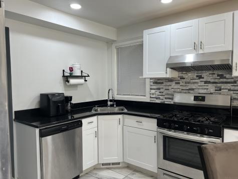 39 Moffitt Street Bridgeport CT 06606