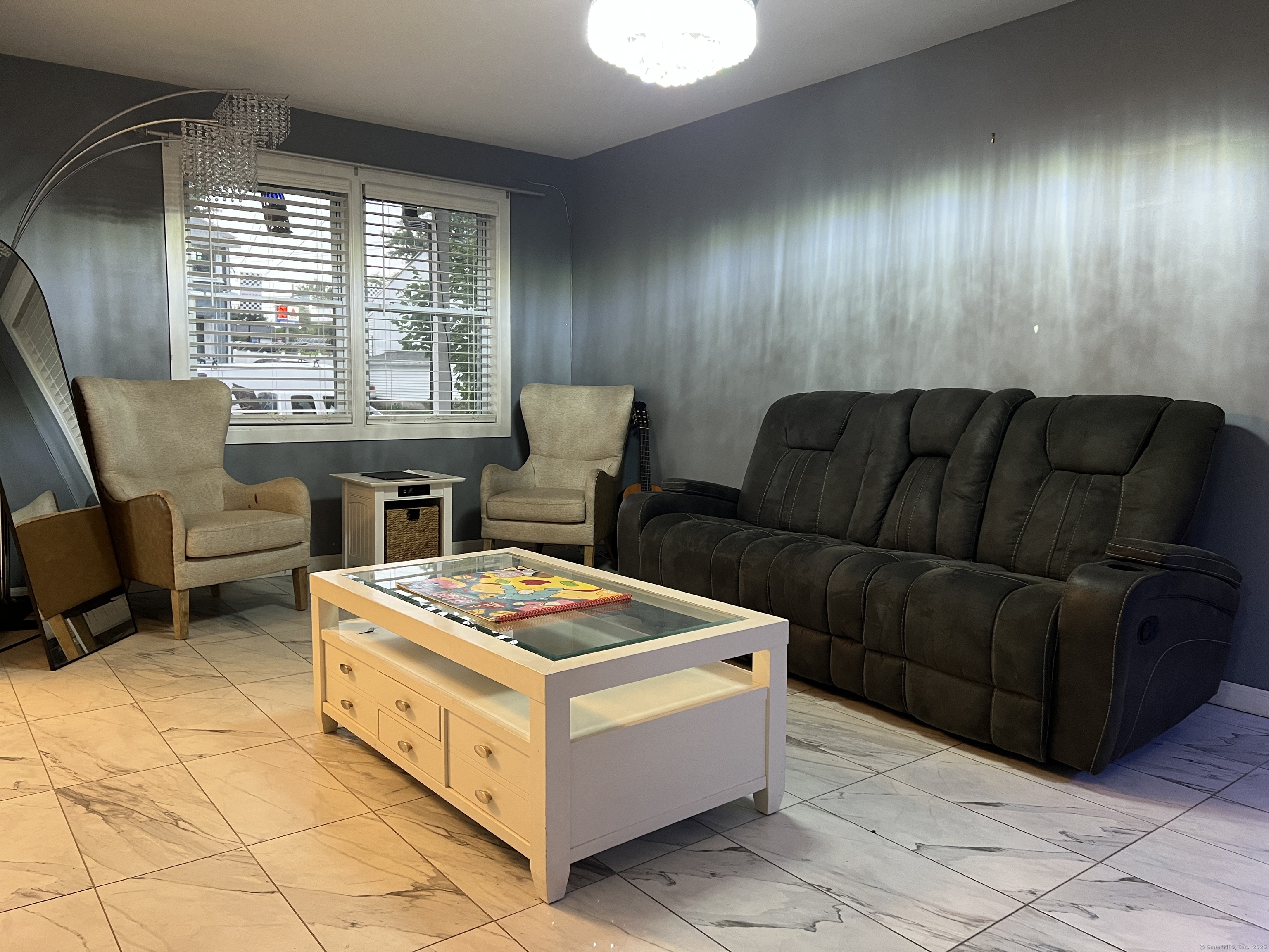 39 Moffitt Street Bridgeport CT 06606