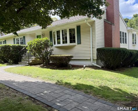 112 Maple Street Seymour CT 06483
